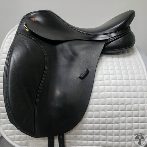 Kent and masters original series dressage saddle 0847 Profile