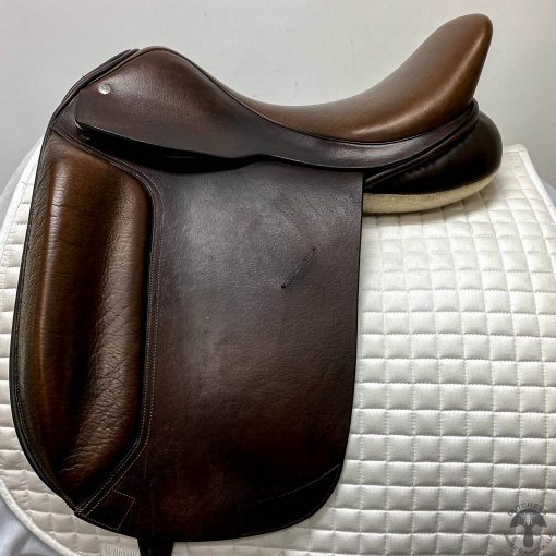Masters Dressage Saddle 1037 Profile