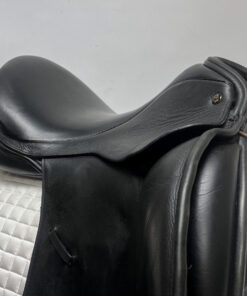 2074 JRD Dressage Angled Pommel & Seat